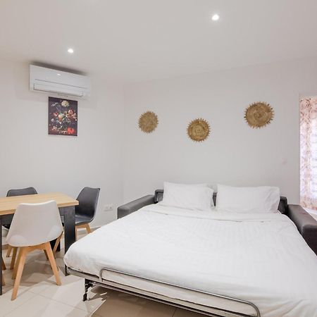 Free Sun Appart Frejus Bagian luar foto