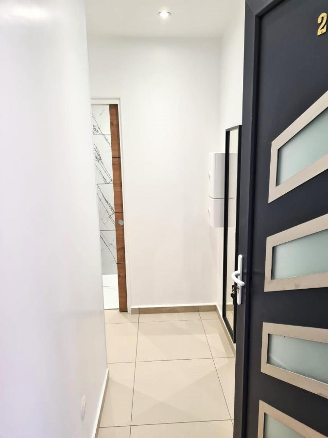 Free Sun Appart Frejus Bagian luar foto