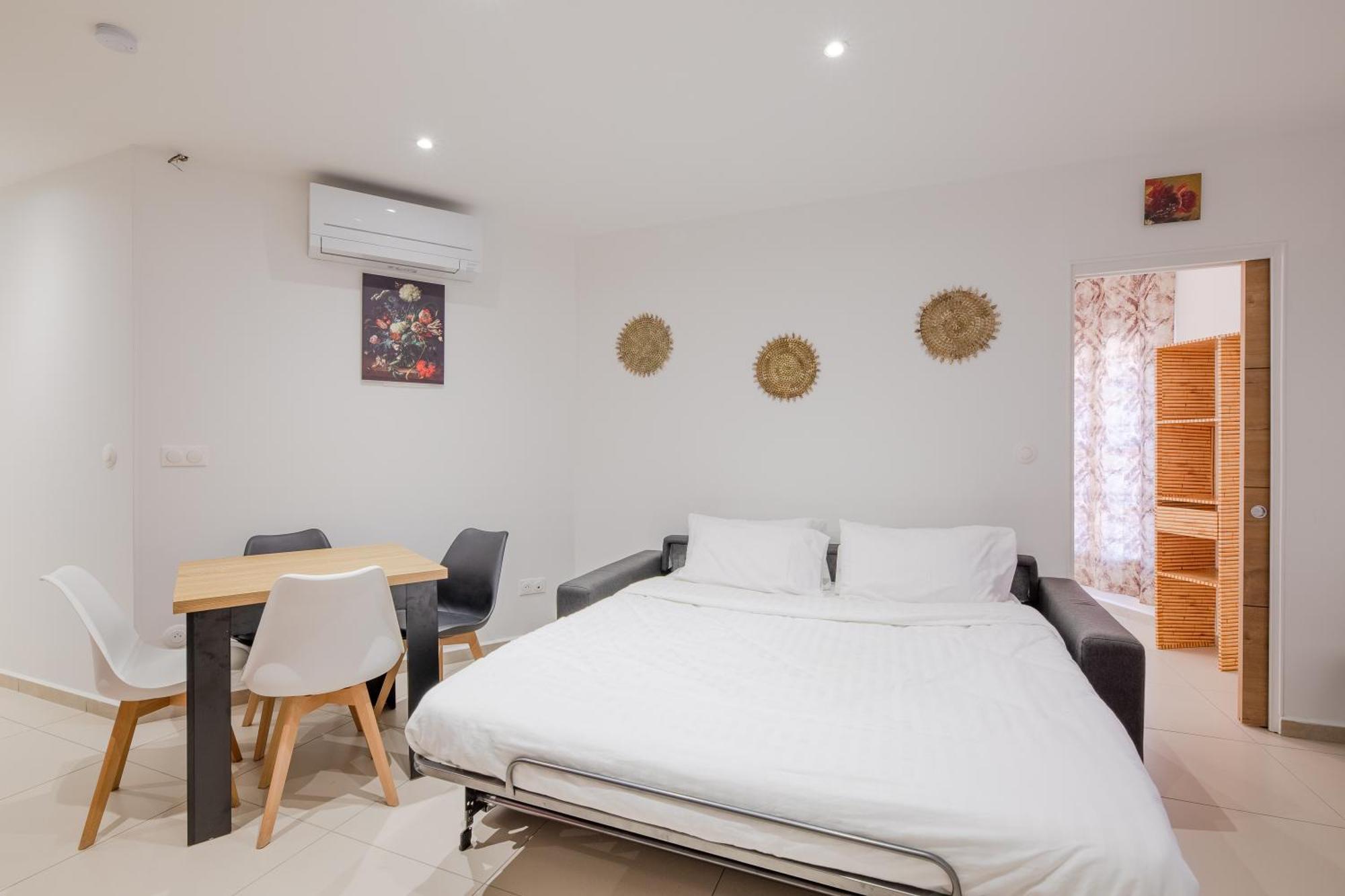 Free Sun Appart Frejus Bagian luar foto