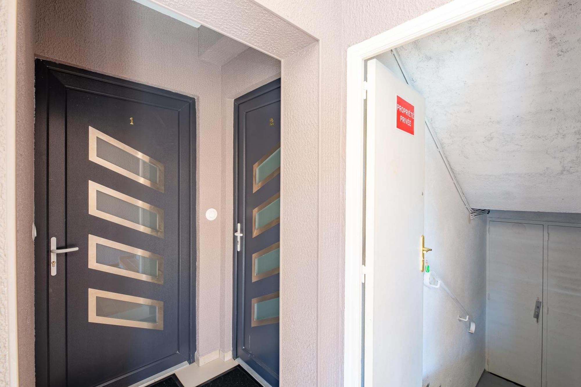 Free Sun Appart Frejus Bagian luar foto