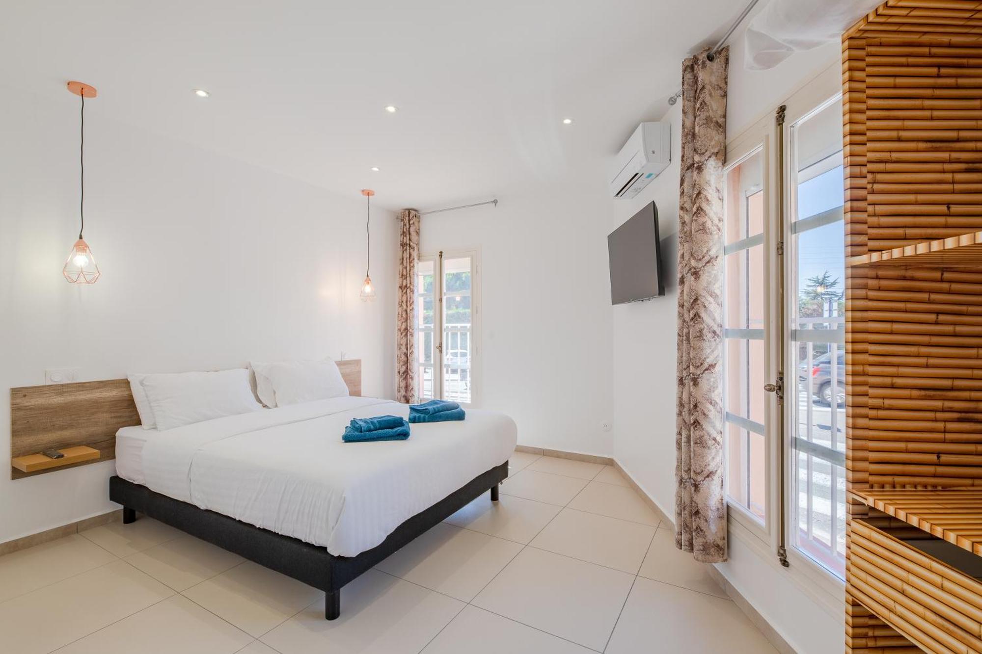 Free Sun Appart Frejus Bagian luar foto